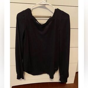 Hollister Women's Classic Black Long Sleeve Tee